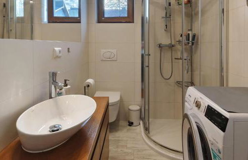 Beautiful Home In Myslenice With Wifi - Foto 20