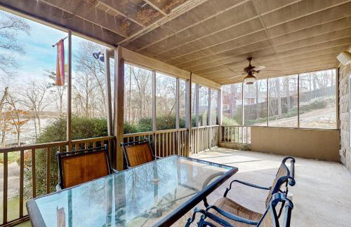 Boat Dock Lake-View Retreat 5 Mi to Dtwn Clemson - Foto 23