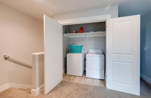 Balconies with Scenic River Views Hammond Townhome! - Foto 27