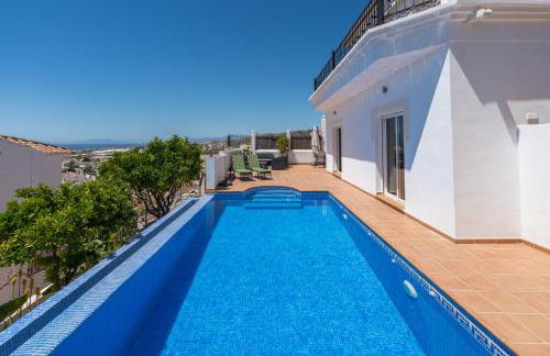 Villa Sea Breeze by Solset - Photo 30