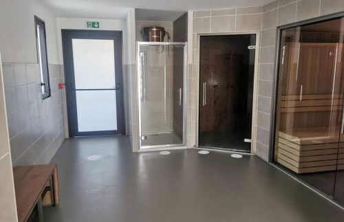 Chez Christian Chalet aux bords du lac de Peyre - Foto 17