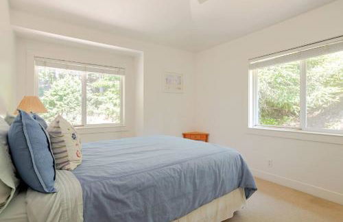 Serene Coastal Retreat Clark's Cove - Foto 41