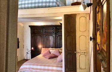 Charming and Design Attic Loft Central Milan in coolest area Navigli Ticinese - Foto 17