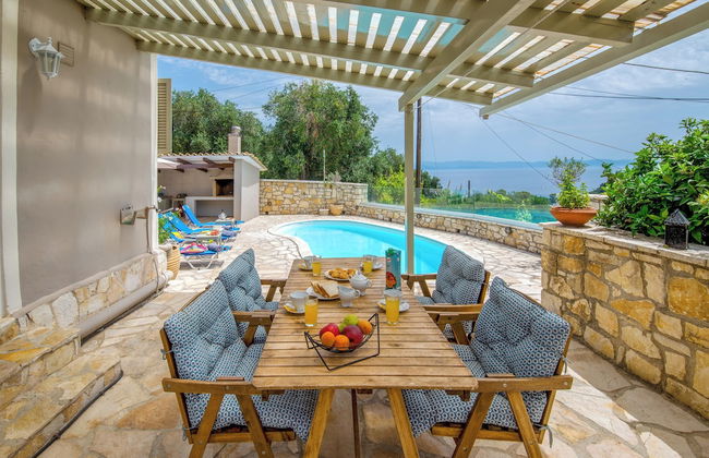 Loggos Seaview Cottage with Pool by Konnect - Photo 14