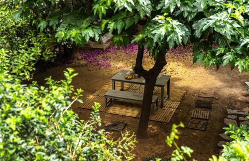 A Majestic Oasis in Keramikos, the Heart of Athens - Foto 10