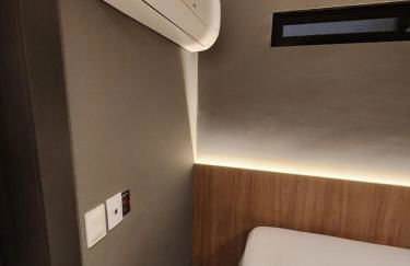 Six hundred eleven - Photo 11