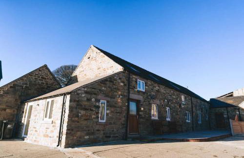 Luxury newly converted oak cottage with hot tub - Foto 32