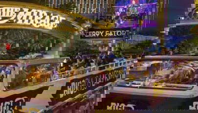 Durante il tour serale in autobus