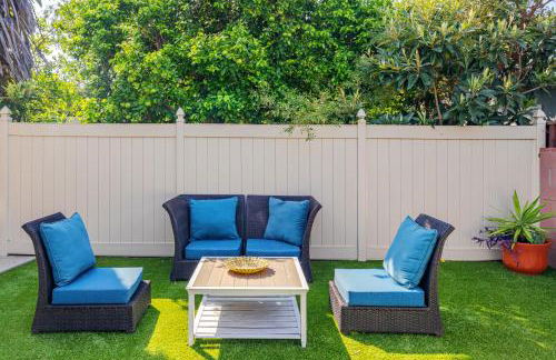 Regal 4 bed with hot tub close to Universal sleeps 15 - Foto 50