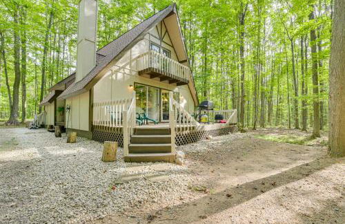 Lake Access Cabin with Deck, Fire Pit and Grill! - Foto 28