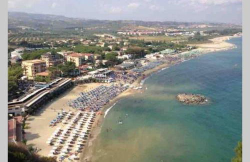 Comodo appartamento in zona centrale e strategica. - Foto 23