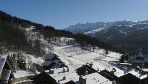 Confort et commodités à Méribel Village, 3 chambres, balcon sud, parking couvert, à 150m des remontées - FR-1-180-528 - Foto 2