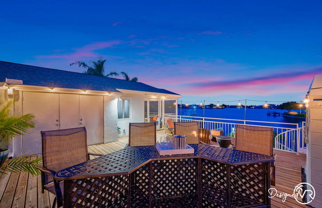 Chic 8BR with Heated Pool & Waterview - Photo 53