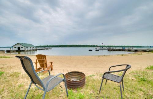 On Lake Huron Pet-Friendly Cabin 10 in Cedarville - Photo 2