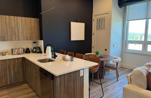 NYC View, Free Parking, 2bath - Foto 13