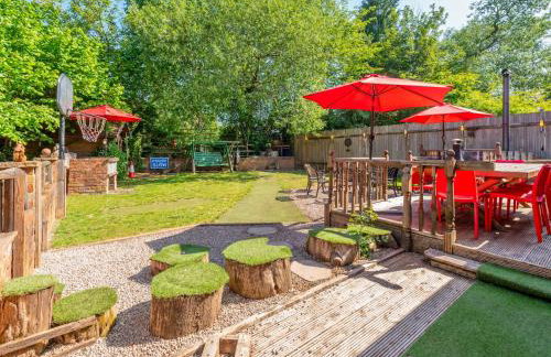 Squirrel Barn - Family Getaway Pass the Keys - Foto 32