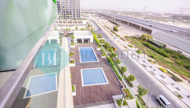 Bloomfields Fantastic STU Azizi Riviera - Foto 4, Piscina