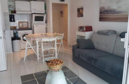 Superbe appartement cosy, à 50m de la plage, 4 pers - Foto 2