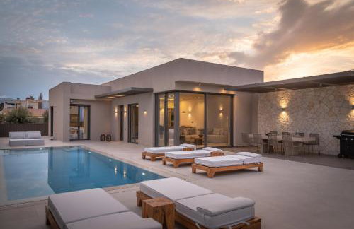 Athina Luxury Villa, with Pool & Walk to the Beach, By ThinkVilla - Foto 23