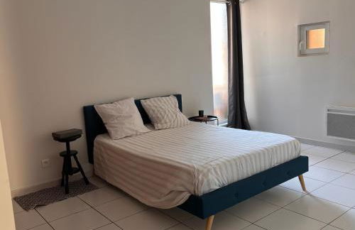 Escapade Parfaite Terrasse ensoleillée Piscine & Parking - Foto 16