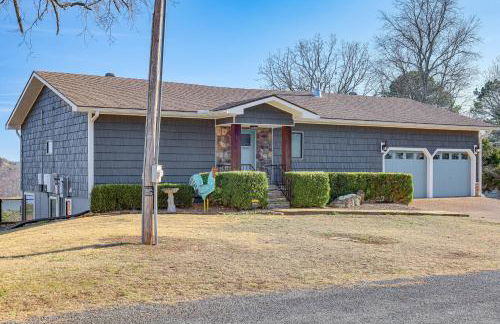 Scenic Overlook - Luxe Greers Ferry Hideaway! - Foto 32