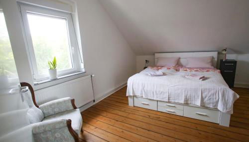 85 qm DG nahe Uni und City bis 6 P 4 Zi KDB - Foto 2