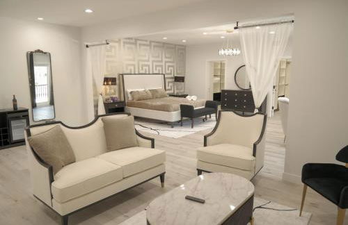 Sleek 7BR Exquisite Estate Resort Pool, Sauna, Spa 6500 SQF - Foto 73