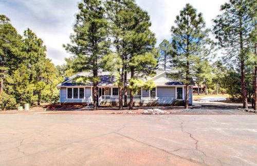 Winter Hikes and Ice Fishing Fun Cozy Show Low Home - Foto 31