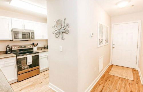 Poolside Condo at Waterside - Foto 7