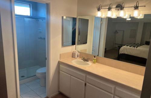 Quaint Vintage Ranch Style 4BedRoom 2Bath Sleeps 10 - Foto 14