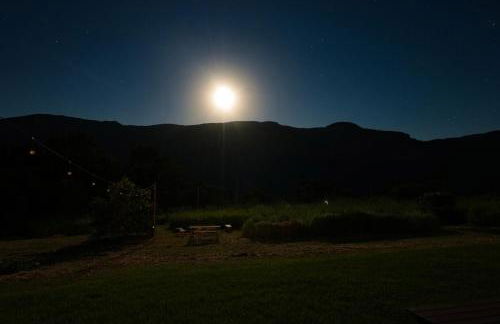 Chale Vale das Cachoeiras - Foto 63