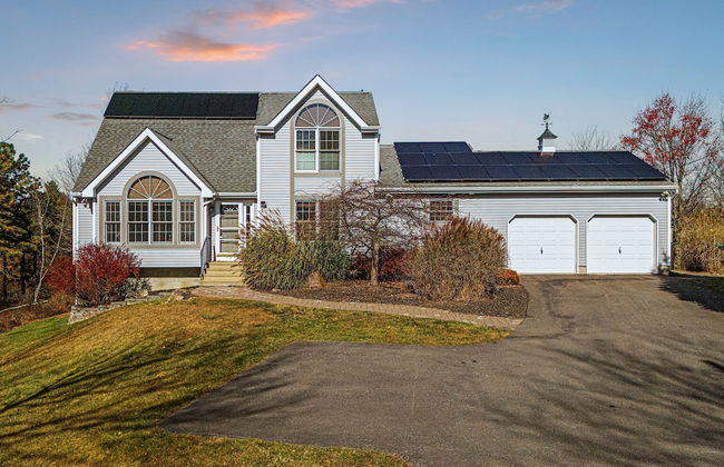 Laker s Pointe by Avantstay Lakefront Private Peninsula Hot Tub Game Room - Photo 55