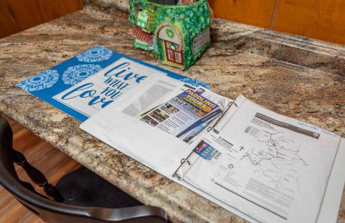 Private w Screened Porch Deck & Pet-Friendly - Foto 18