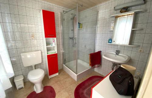 Bungalow mit Pool - Foto 9