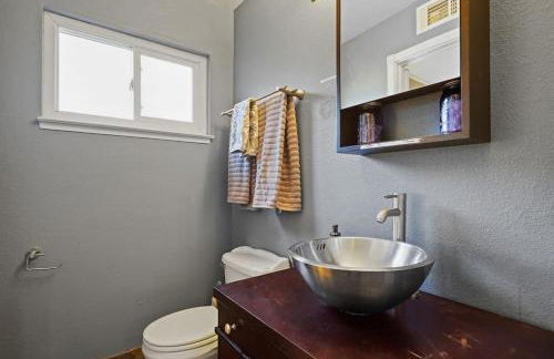 Riverview Huge Yard, Quiet Cul-de-Sac, Perfect for Families - Photo 32