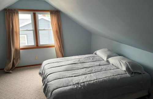 Lambeau Views! Walk to Titletown District & Resch - Photo 11