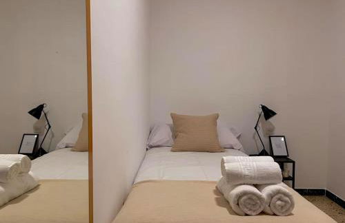 Can Jaume. Casa céntrica y cerca de la naturaleza. - Foto 4