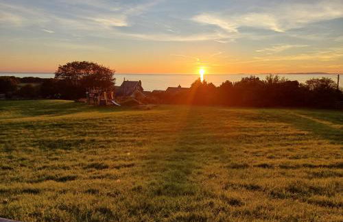 POD2 Family Glamping with seaview & Wi-Fi - Photo 21