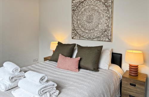 Charming Retreat With Hot Tub & Sauna Sleeps 4 - Foto 20