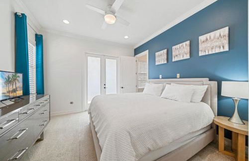 New Epic Escape Theater Pool & Golf Views - Foto 10