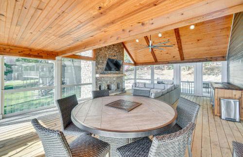 Dock and Panoramic Views Guntersville Lake Retreat! - Foto 24