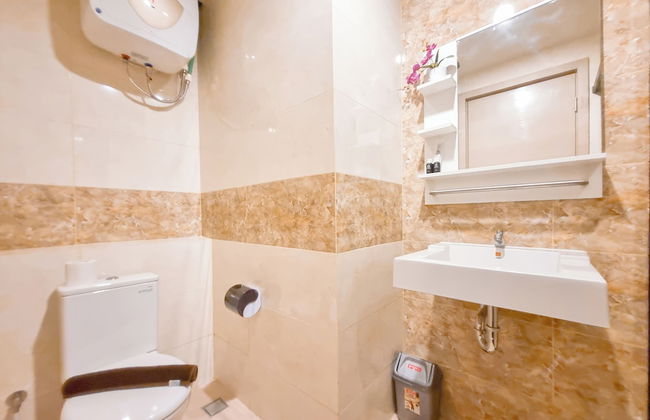 Cozy Studio Apartment Mataram City - Foto 14