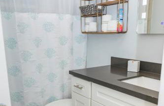 Coastal Farmhouse with mini Golf, Private Beach &Spa - Photo 28