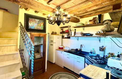 Magical Villa di Gioia Large 6-Bedroom Family Villa with Breathtaking views, Private Garden and Olive grove - in a Cool Village on the Umbria Tuscany Border - Foto 14