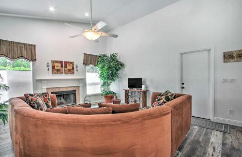 Saltwater Pool and Fire Pit Glendale Family Getaway - Foto 14