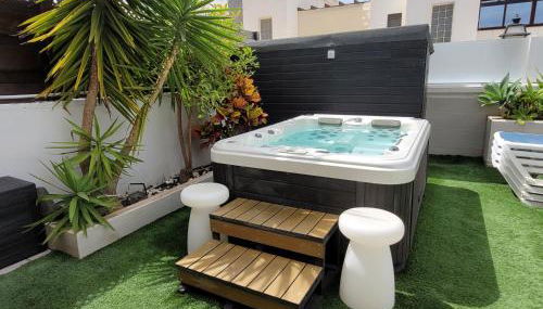 Villa with heated pool & Jacuzzi - Foto 2