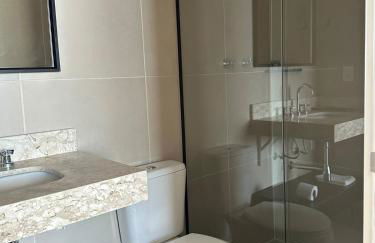 Studio moderno com vista incrível e garagem - Foto 33