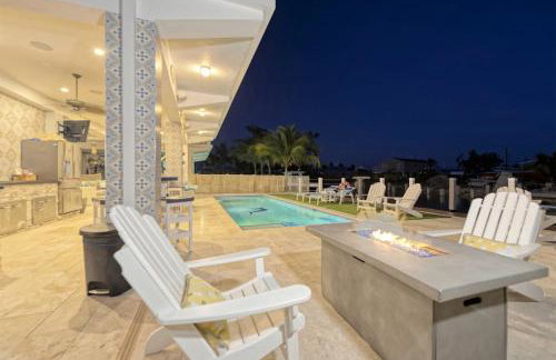 Casa Playa- Luxury Pool Home, 36' Dock - Foto 35
