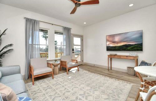 Bay Breeze Bungalow - Game Room & Pet Friendly - Foto 8