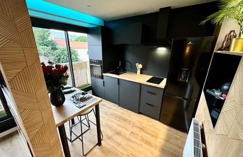 Le Temple - Love Room au coeur des remparts - Foto 12